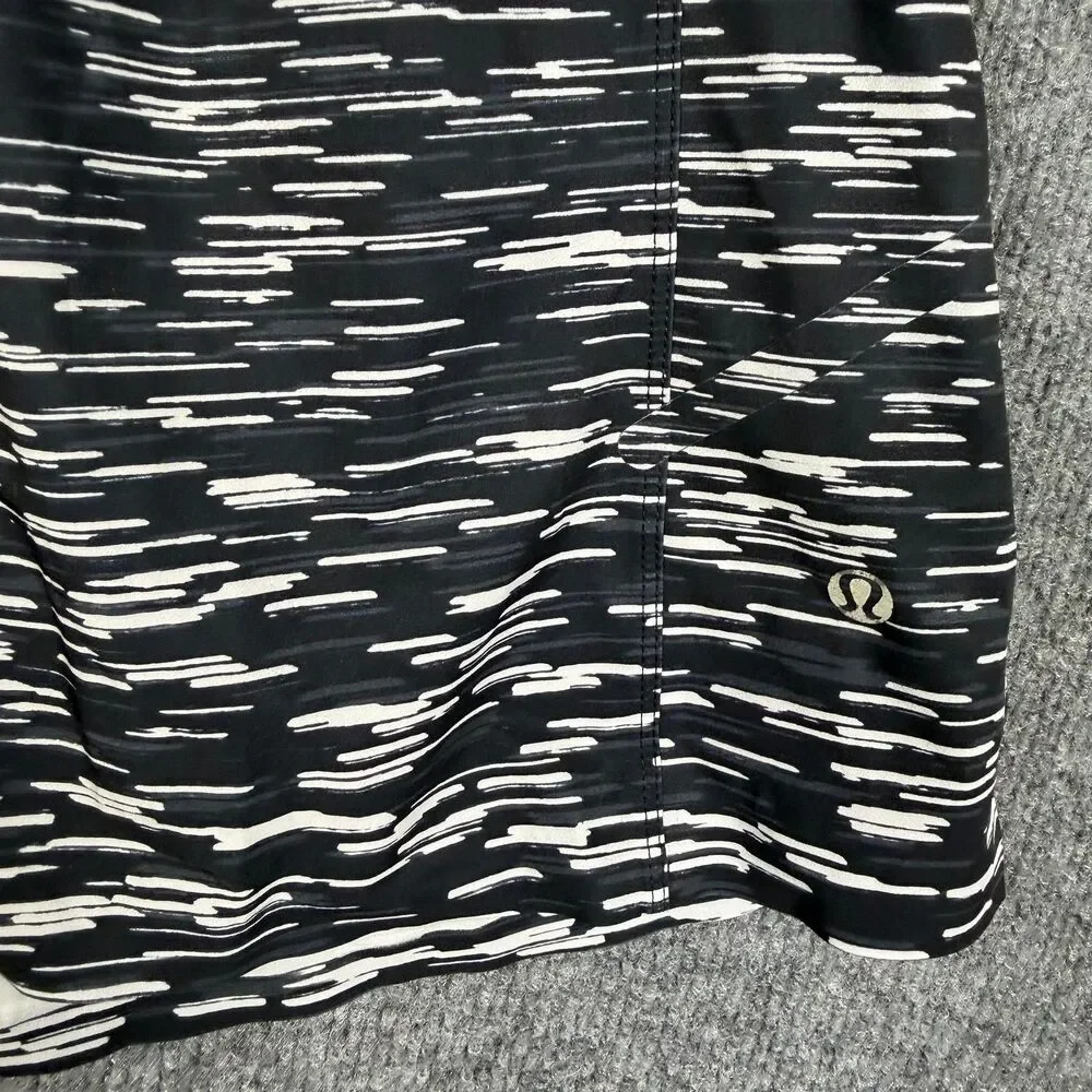 Lululemon Men's Athletic Shorts L Black White Print Gym Training Running Unlined
